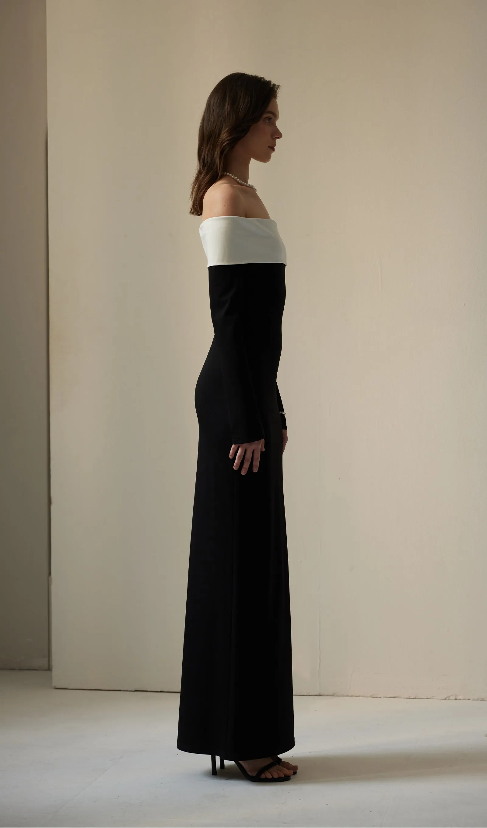 Anya Maxi Dress Black/White