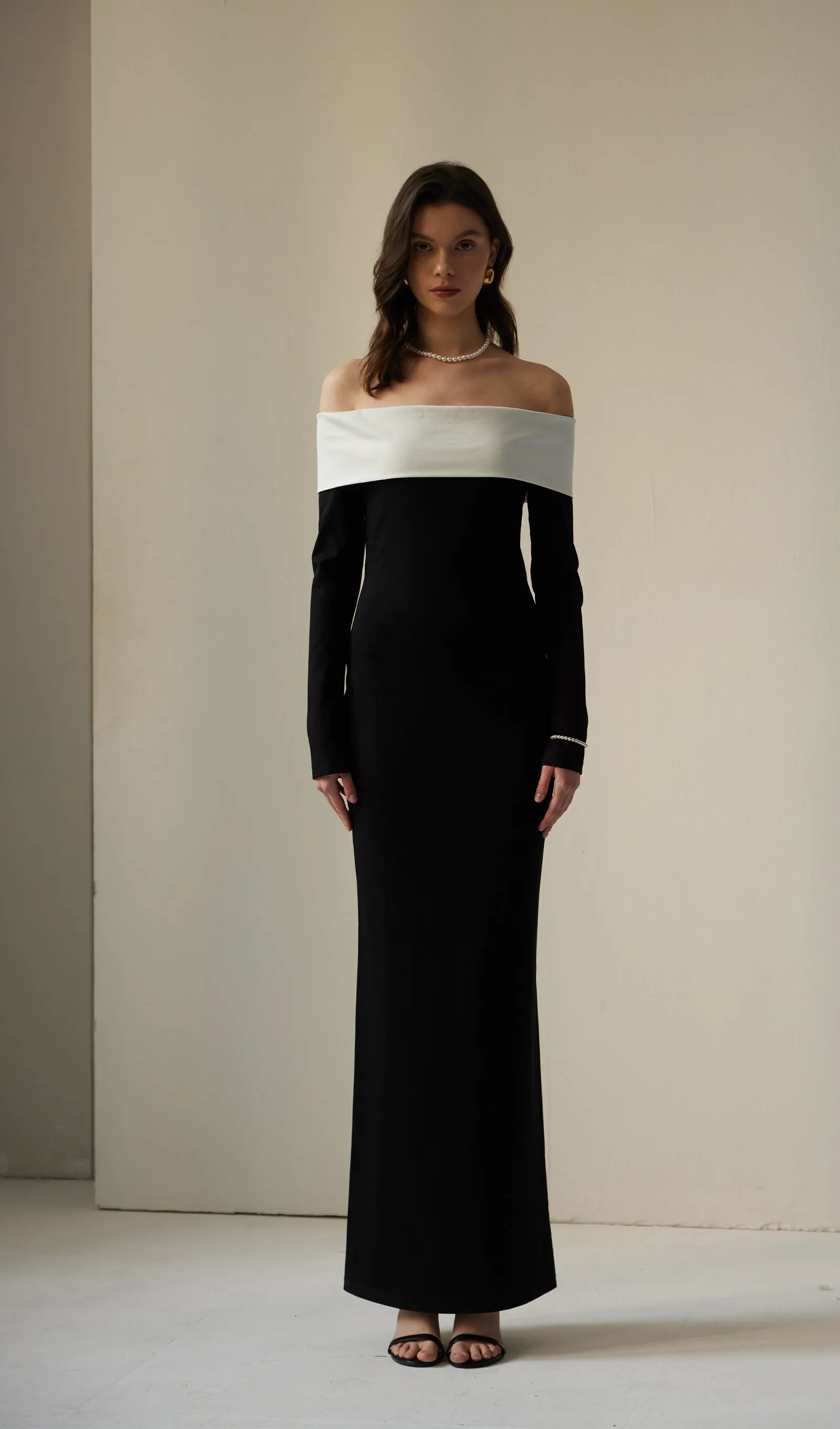 Anya Maxi Dress Black/White