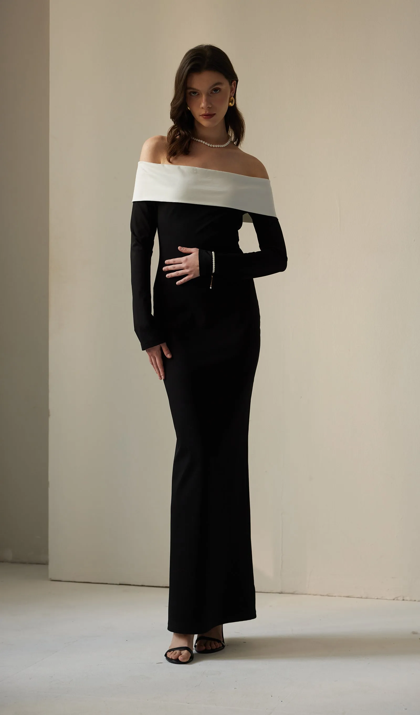 Anya Maxi Dress Black/White