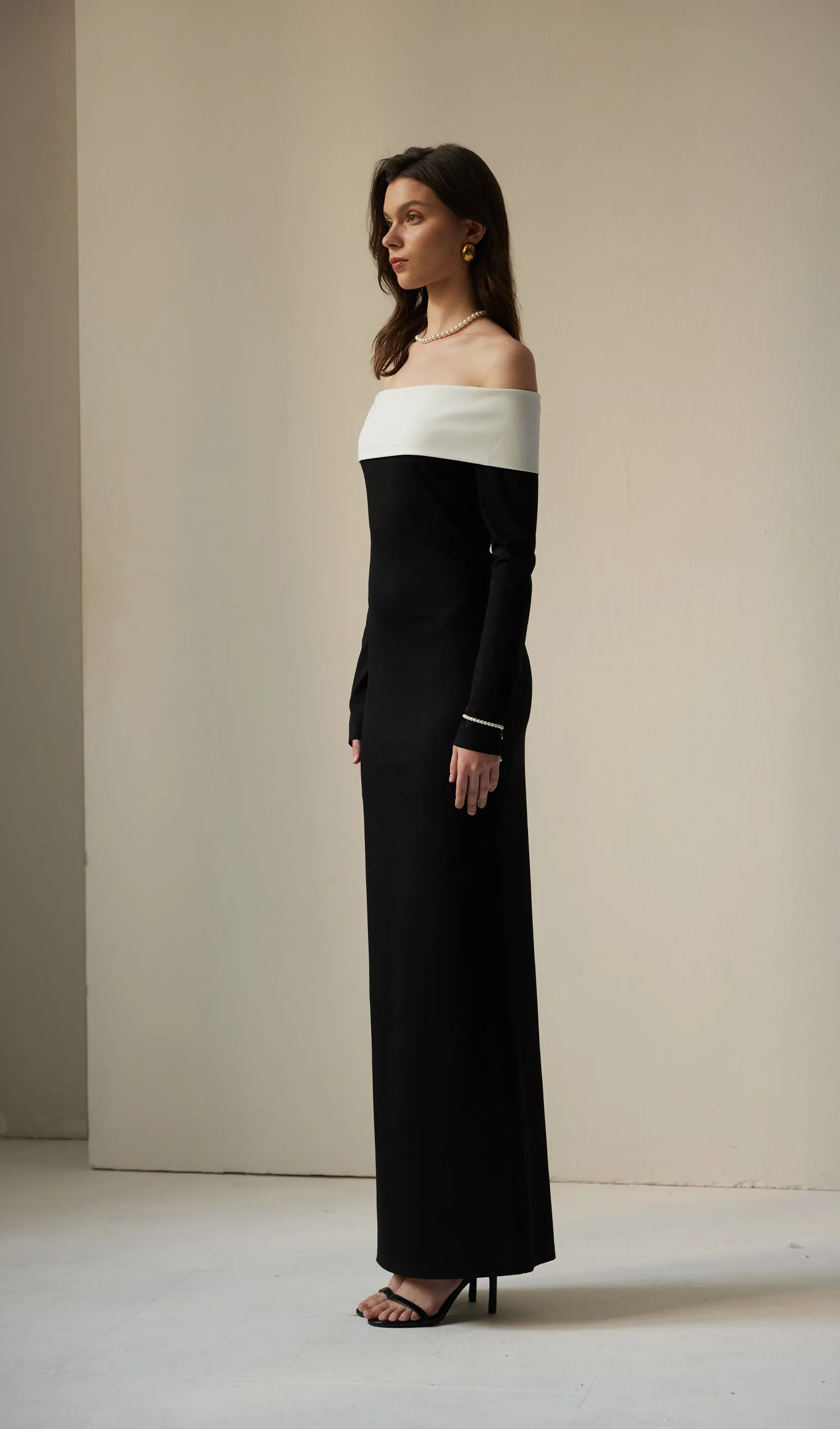 Anya Maxi Dress Black/White