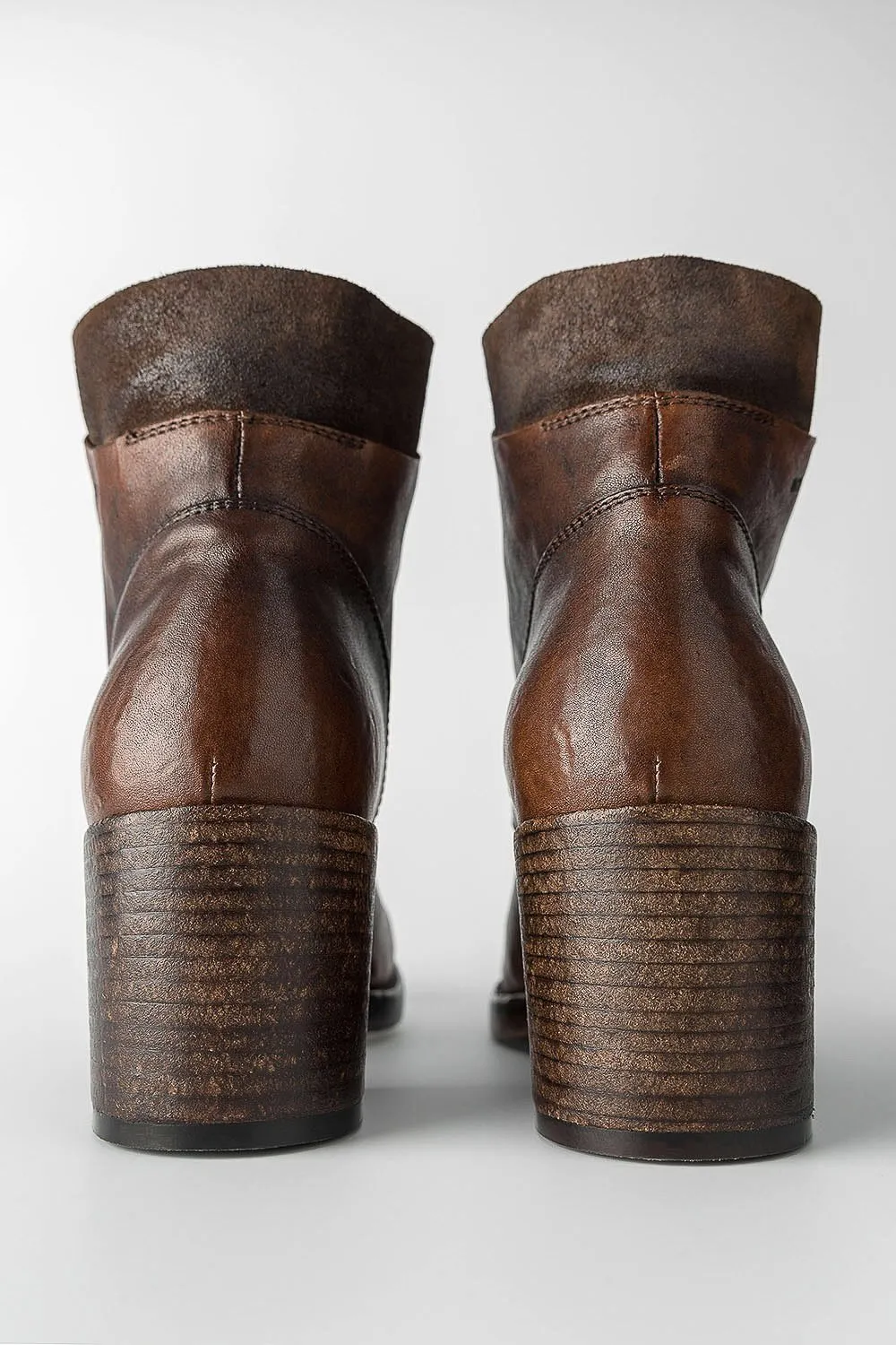 BERKELEY burnt-caramel ankle boots.