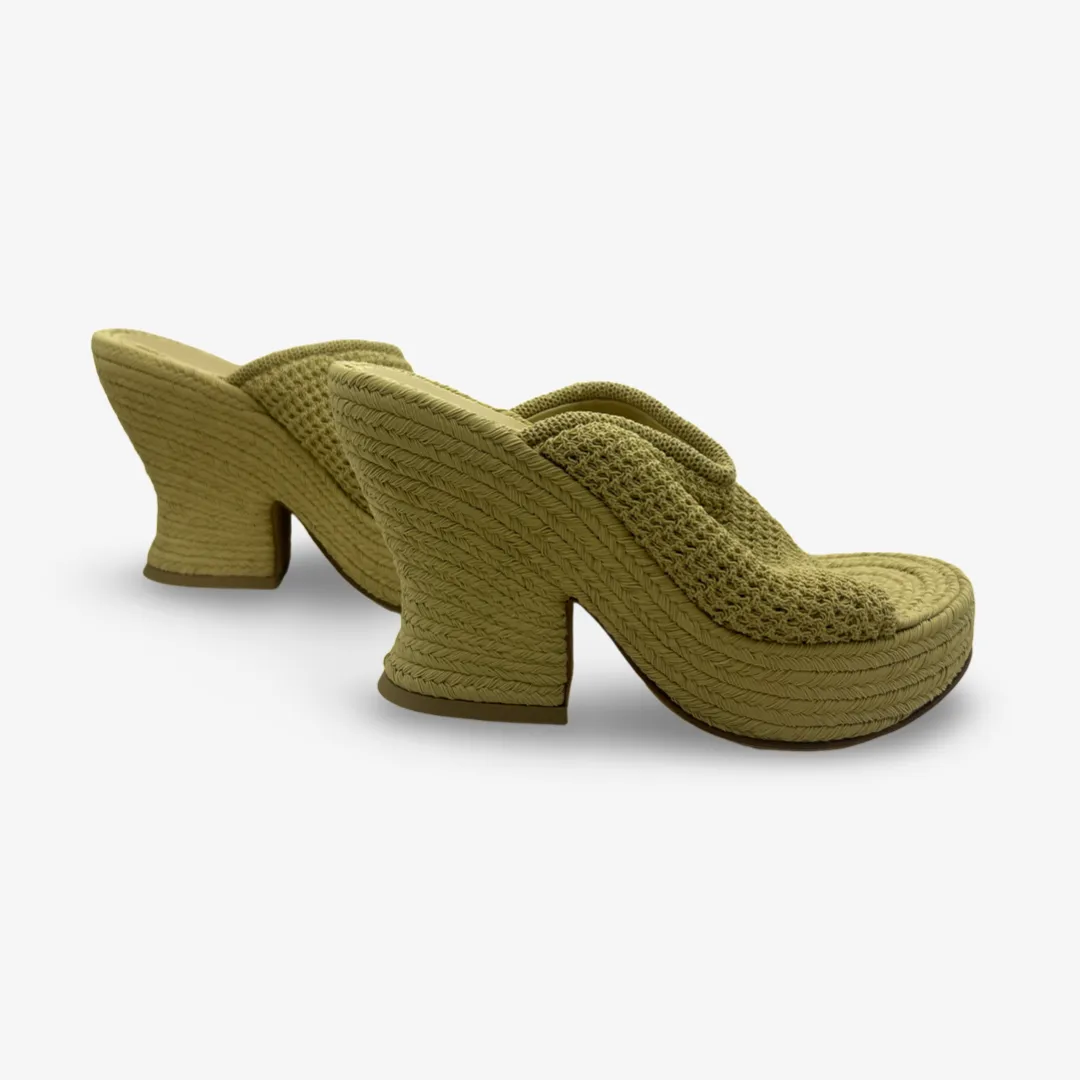 Bottega Veneta Beige Raffia Heeled Mules