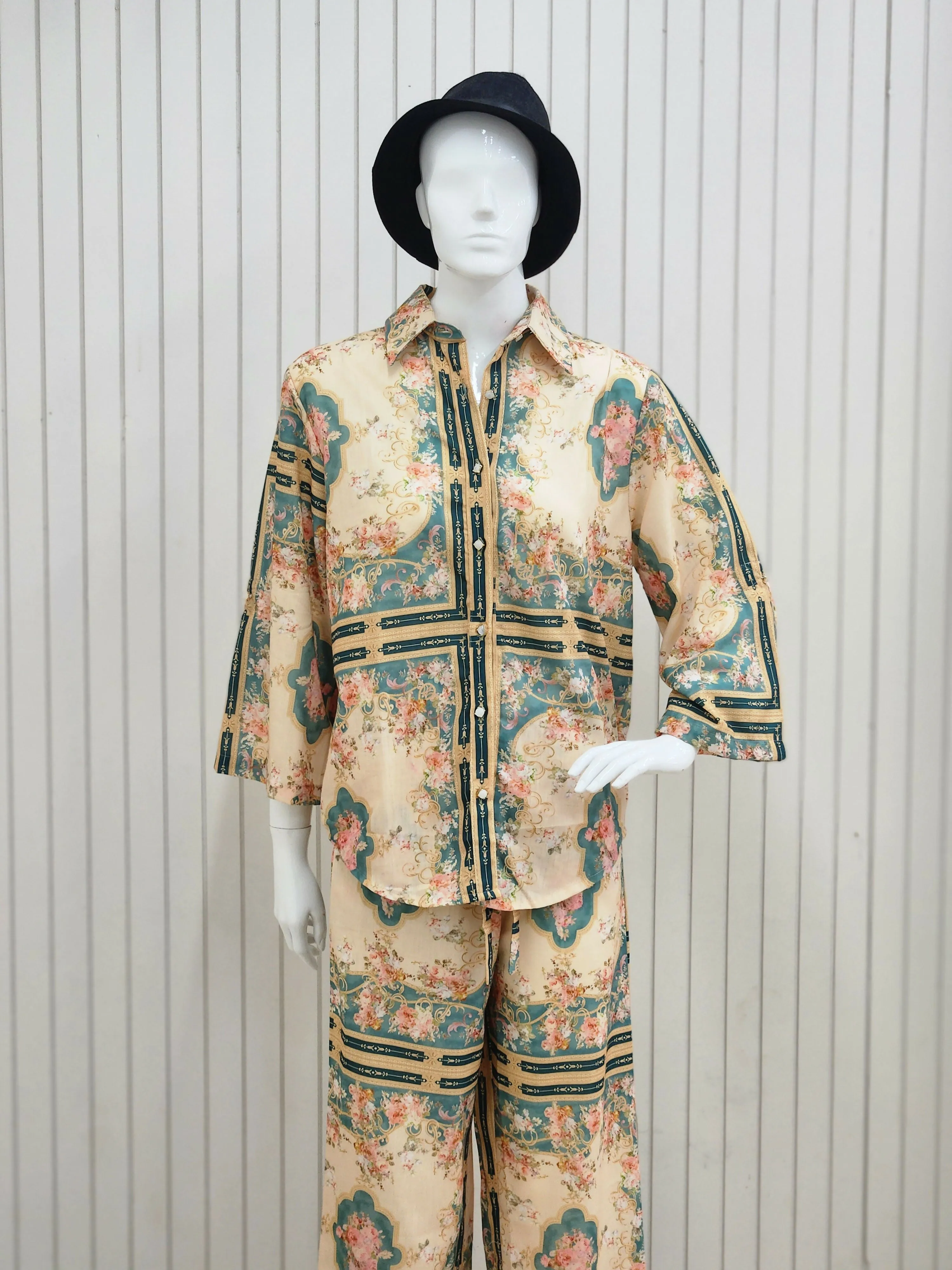 Co-ord set printed cool colour