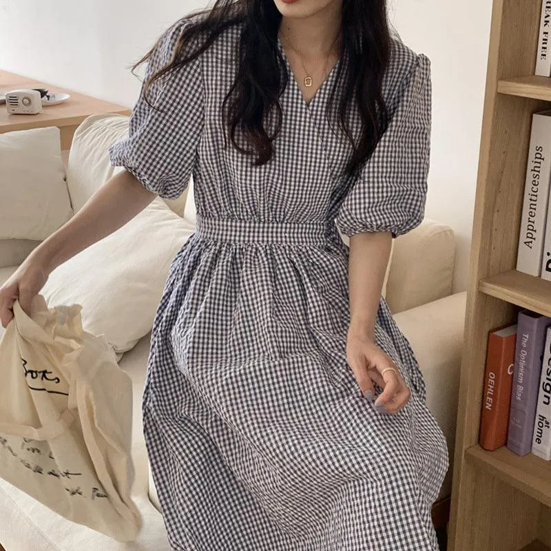 French Style Retro Cross V-neck One-piece Lace-up Waist-tight Houndstooth Large Swing Dress For Women