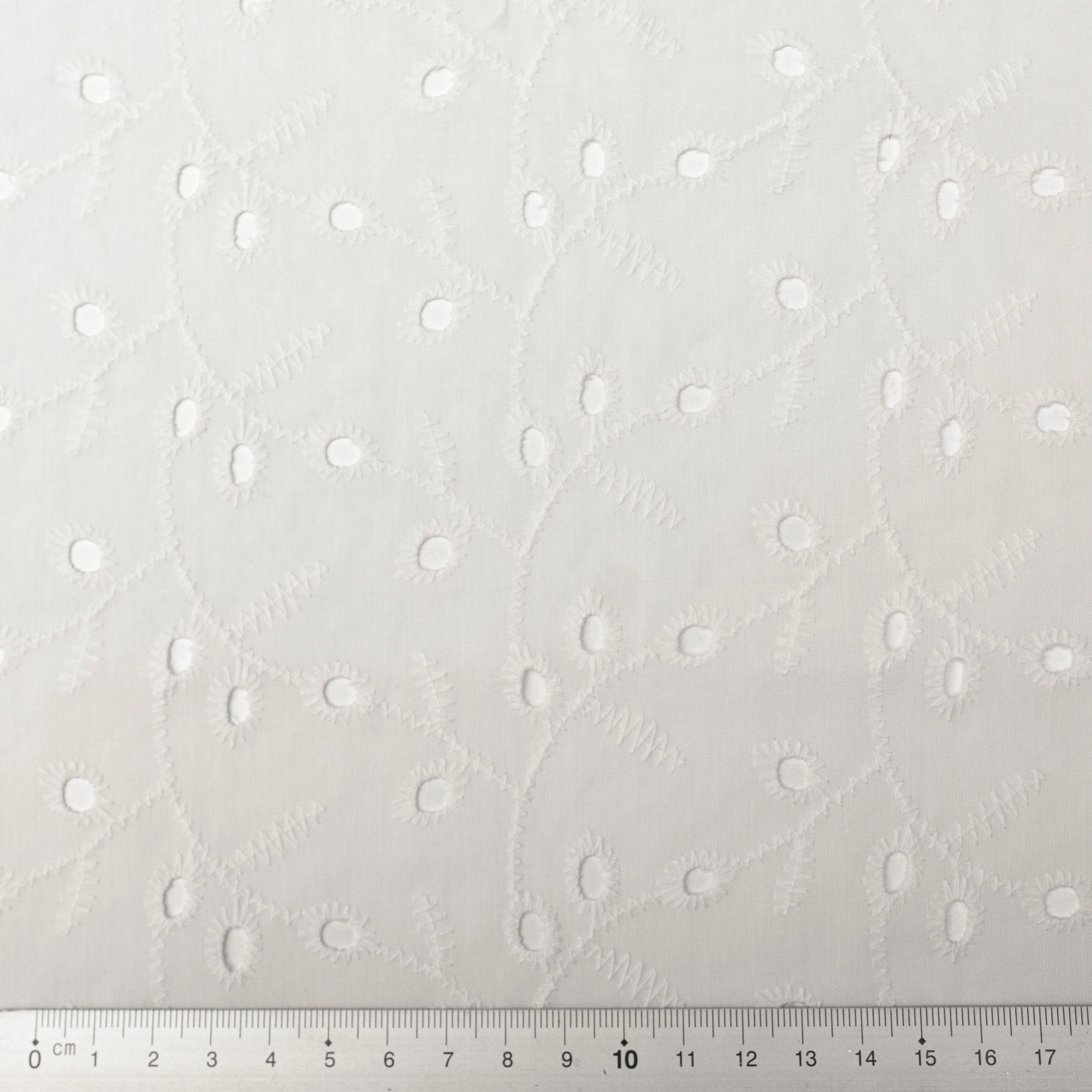 Loes White Embroidered Cotton