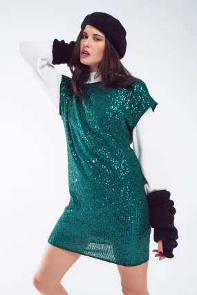 Relaxed Sequin Dress With Short Sleeves and Open Back in Green