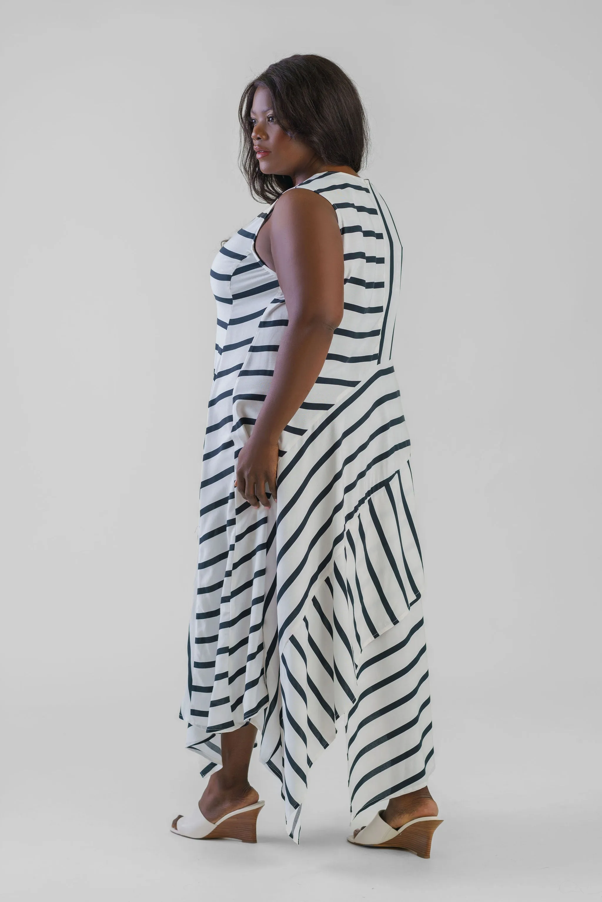 STRIPPED SLEEVELESS DRESS