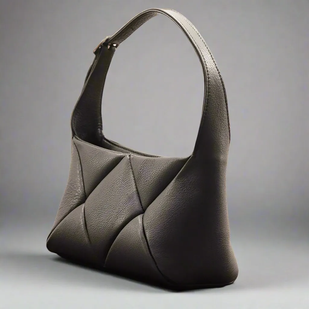 Trendy Bags Ibiza detail crossbody bag in black, cowhide