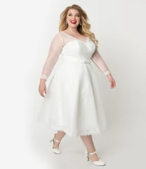 Unique Vintage Plus Size 1950s White Lace Long Sleeve Martinique Bridal Dress